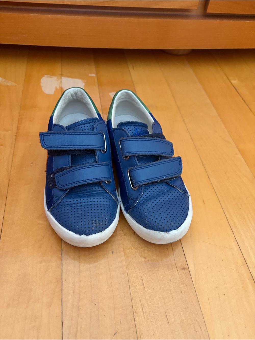 NATURINO BLUE LEATHER KIDS SNEAKERS SIZE 25 EU SIZE 8 US WITH VELCRO CLOSURE